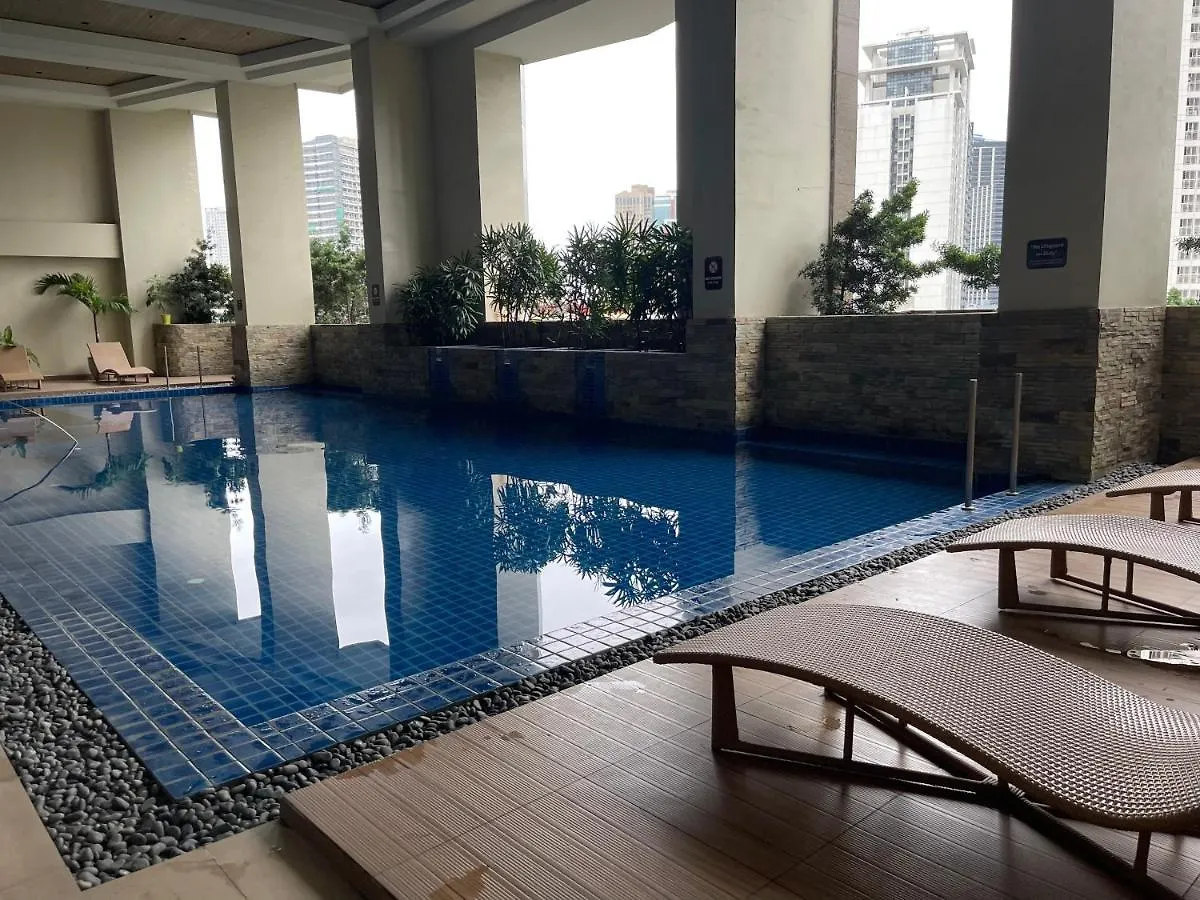 Fabulous Skyline Kl Greenbelt Makati Manila Lejlighed