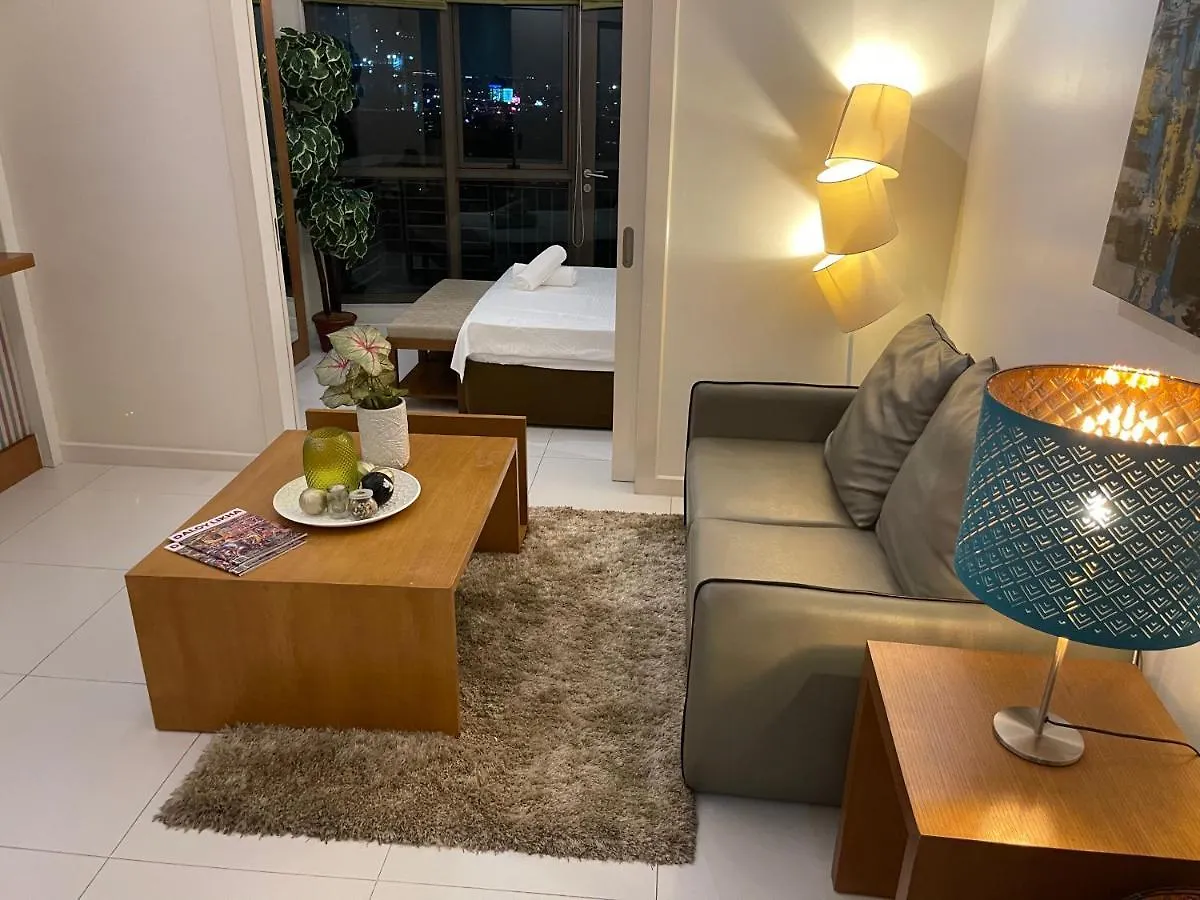 Fabulous Skyline Kl Greenbelt Makati Манила Апартаменты